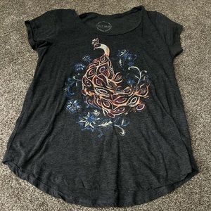 Lucky Brand women’s graphic T-shirt